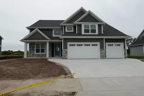 1752 Switchgrass, Oconomowoc, WI 53066