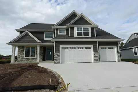 1752 Switchgrass, Oconomowoc, WI 53066