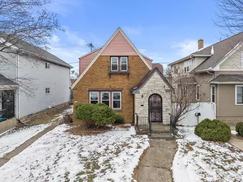 5409 W National #5411, West Milwaukee, WI 53214