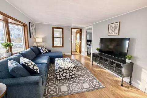 3448 S Illinois, Milwaukee, WI 53207
