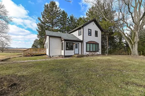 n6267 County Road P, Richmond, WI 53115