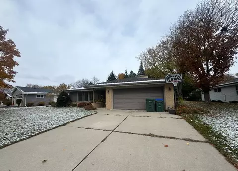 5126 Russell, Greendale, WI 53129