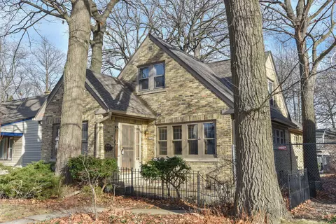 5730 N 35th, Milwaukee, WI 53209
