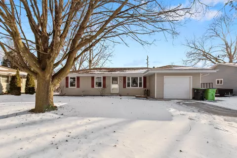 806 Memorial, Kewaskum, WI 53040