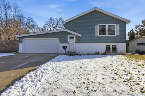 1963 Cascade, Waukesha, WI 53188