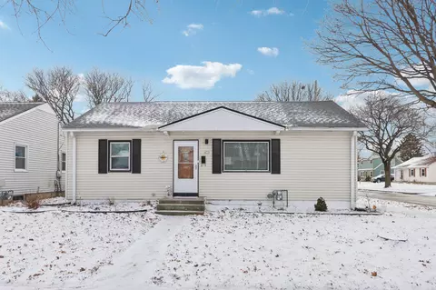 433 W Martin, Milwaukee, WI 53207