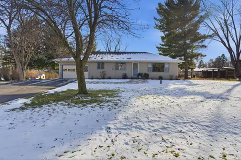 s17w36879 Henry, Ottawa, WI 53118