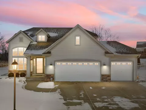 6001 Alburg, Racine, WI 53406