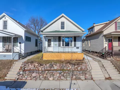 918 Swift, Sheboygan, WI 53081