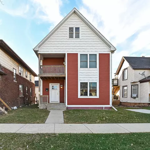 1538 Packard, Racine, WI 53403