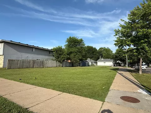 1202 W La, Crosse, WI 54601
