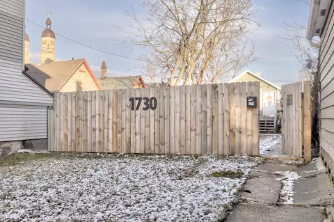 1730 S 6th, Milwaukee, WI 53204