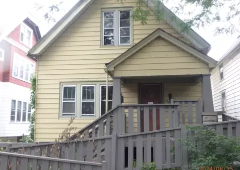 3206 N 12th, Milwaukee, WI 53206