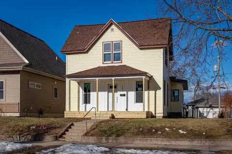 933 Denton, La Crosse, WI 54601