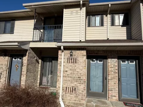 3938 81st #2G, Kenosha, WI 53142