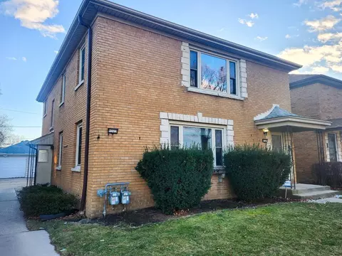 9323 W Wisconsin #9325, Milwaukee, WI 53226