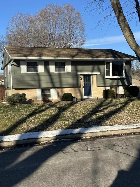 3315 Leonard, La Crosse, WI 54601