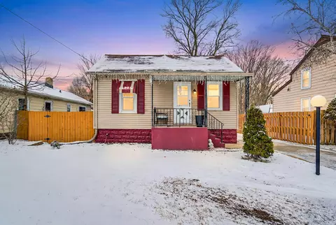 1006 83rd, Kenosha, WI 53143