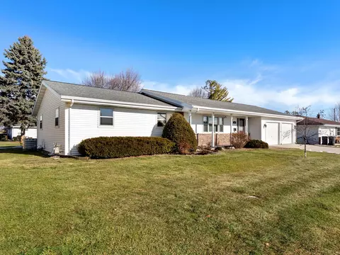 1506 Hilltop, Plymouth, WI 53073