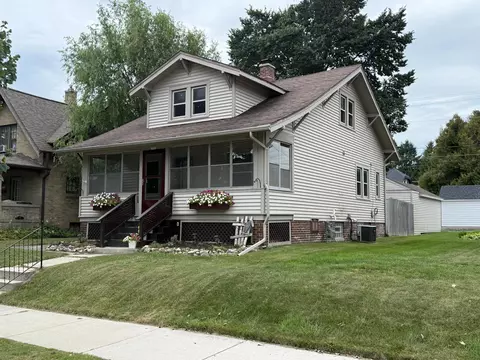 1522 S 17th, Sheboygan, WI 53081