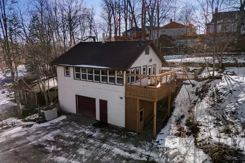 w6285 Harbor Lights Circle, Lyndon, WI 53011