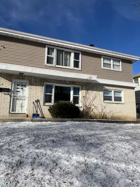 5931 N 83rd #5933, Milwaukee, WI 53218