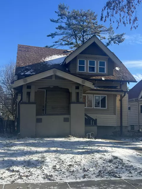 3052 N 40th, Milwaukee, WI 53210