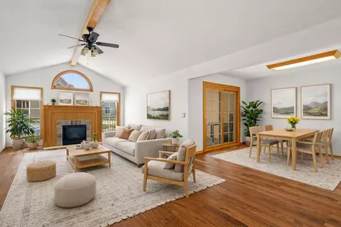 950 Spyglass, Waterford, WI 53185