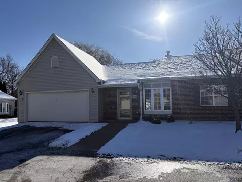 5228 S Hidden, Greenfield, WI 53221