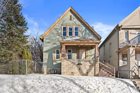2724 N Palmer #2724A, Milwaukee, WI 53212