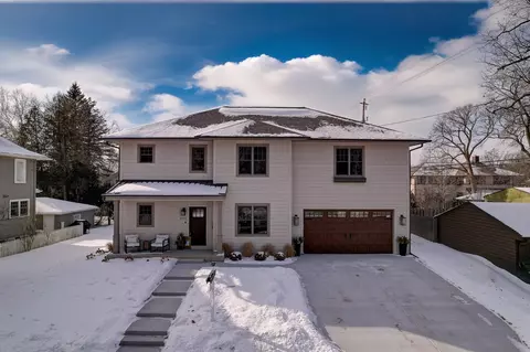 3711 N Downer, Shorewood, WI 53211