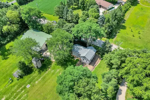 6386 Alpine, Addison, WI 53095