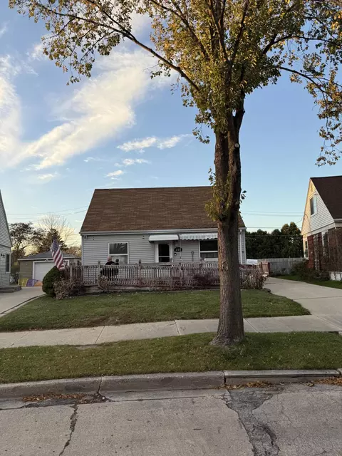 301 S 83rd, Milwaukee, WI 53214