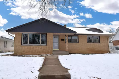 1625 W Leroy, Milwaukee, WI 53221