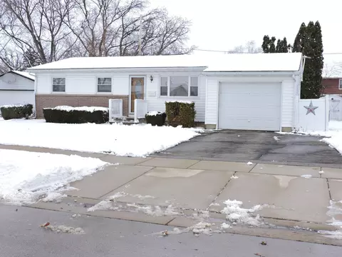 1003 Peterson, Fort Atkinson, WI 53538