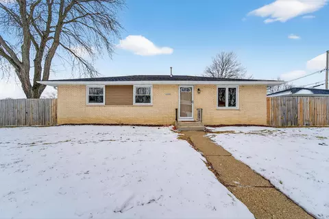 3620 88th, Kenosha, WI 53142