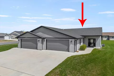 140 Sunrise, Cedar Grove, WI 53013