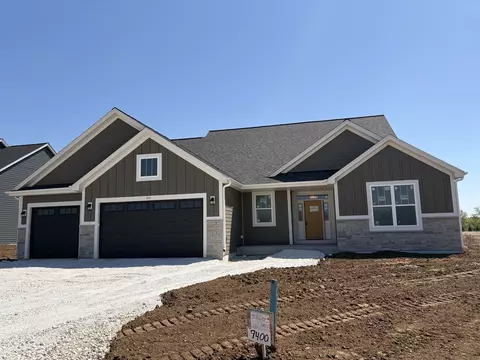 503 Talbots Woods #LT 36, Dousman, WI 53066
