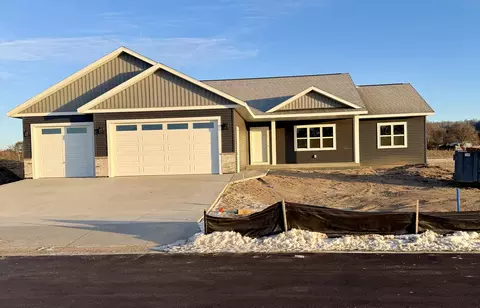 1351 Annapolis, Holmen, WI 54636