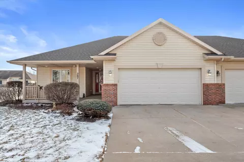 367 N Redding, Belgium, WI 53004