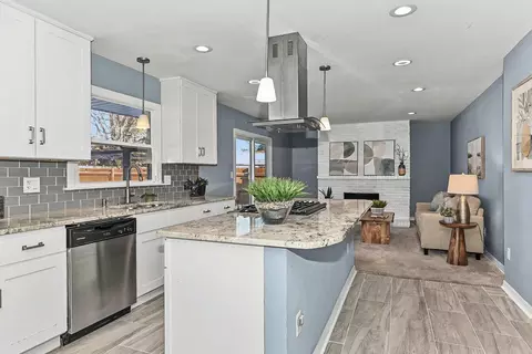 8822 W Dogwood, Milwaukee, WI 53224