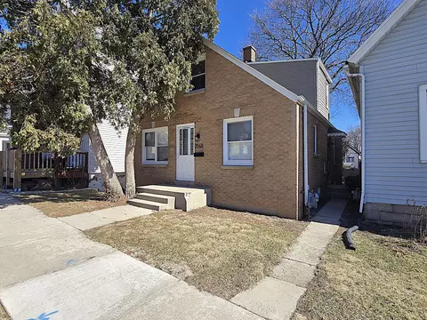 2546 S 13th, Milwaukee, WI 53215
