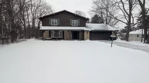 n85w17745 Ann, Menomonee Falls, WI 53051