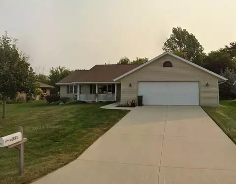 221 N 6th, Sheboygan Falls, WI 53085