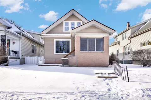 2065 S 71st, West Allis, WI 53219