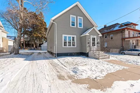 1617 S 10th, Manitowoc, WI 54220