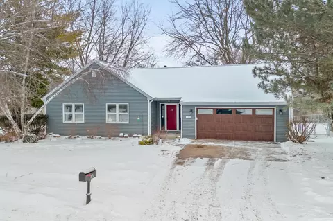 534 Woodridge, Grafton, WI 53024