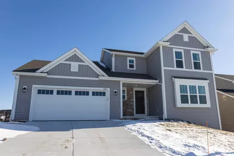 1684 Misty Rdg, Grafton, WI 53024