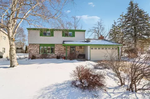 1455 Hillside, Waukesha, WI 53186