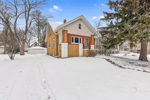 8639 N Deerwood, Brown Deer, WI 53209